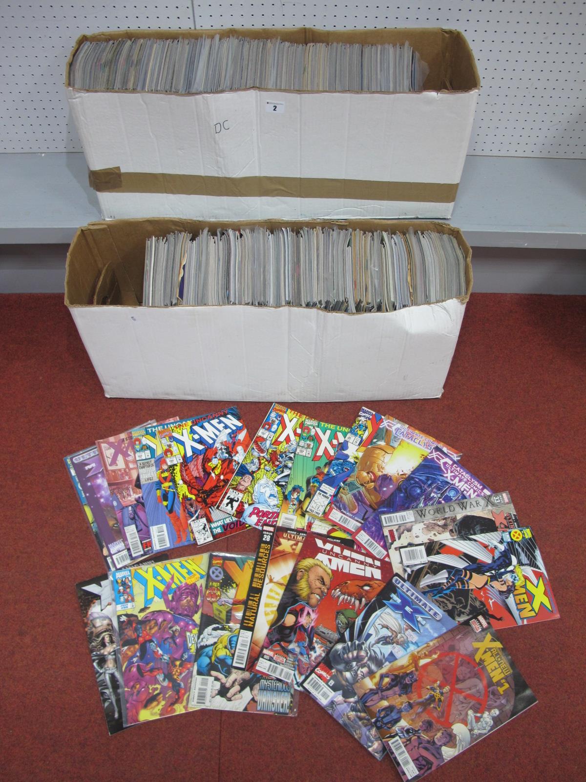 In Excess of Four Hundred Modern Comics, by Marvel, DC, Vertigo and other including Justice League