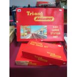 A Tri-ang "OO" Gauge/4mm Ref R459 Boxed Large Station Set, plus a Ref R408 Turntable and a Ref