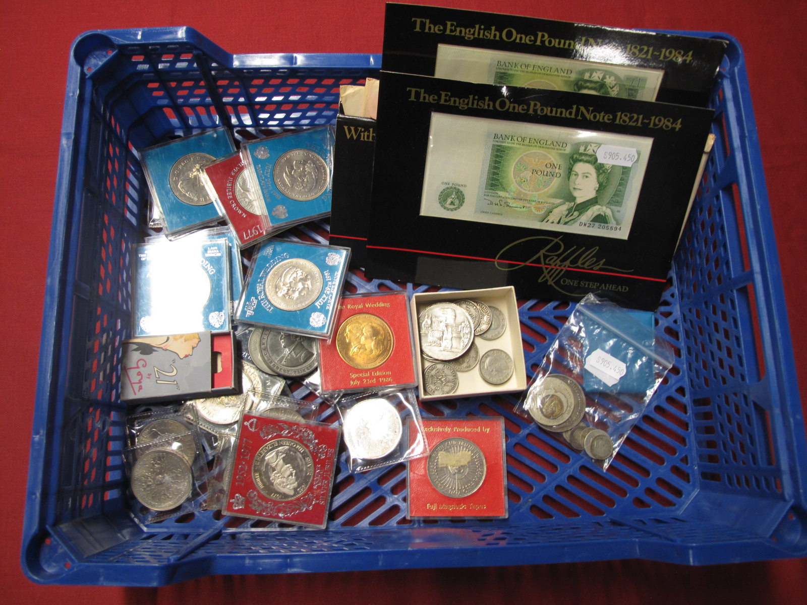 A Quantity of Mainly GB Coins and Banknotes, including Queen Victoria Crown 1889, Halfcrown 1881 (