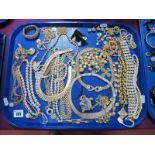 A Mixed Lot of Assorted Costume Jewellery, including diamante, bracelet, earrings, etc:- One Tray