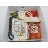 925 Gilt Pendants on Chains, modern freshwater pearl bead necklaces, etc.