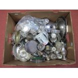 A Mixed Lot of Assorted Plated Ware, including cruet, napkin rings, Viners miniature wine coolers,