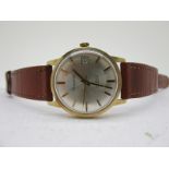 Accurist; A Vintage 9ct Gold Cased Gent's Automatic Wristwatch, the signed dial with line markers,