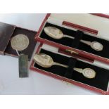 Two Hallmarked Silver Royal Commemorative EIIR 1977 Spoons, bearing feature hallmarks, each in a