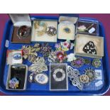 Assorted Costume Brooches, including Delft, diamanté, ceramic flowers, Celtic style, etc:- One Tray