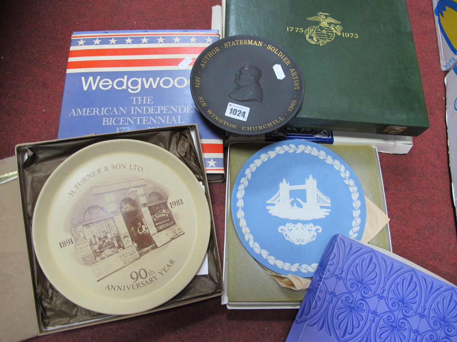 Wedgwood Collectors Plates, (8), 'American Bicentennial', 'Winston Churchill', 'Honiton' H. Turner &