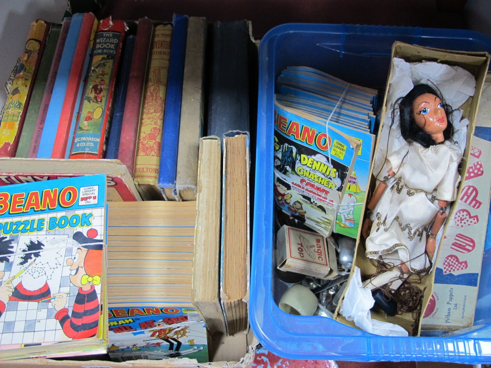 Children's Annuals, including Tiny Tots, Bobby Bears, Wizard, Toby Twirl, Beano comic library