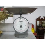 Salter Scales. Model 250, on circular base.