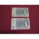 Two Circulated Bank of England Five Pounds Banknotes, Chief Cashier Hollom, S/N L11 517843, B52