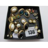 A Selection of 9ct Gold "375" and other Earrings, including imitation pearl, claw set earstuds etc.