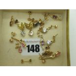 Assorted Modern Ladies Earrings, including collet set, within rope twist border, to post fitting,