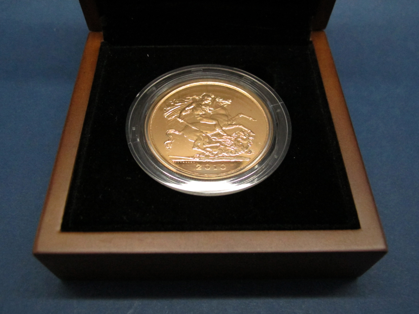 The Royal Mint 2010 UK Five Pounds Brilliant Uncirculated Gold 'Sovereign' Coin, certified No.