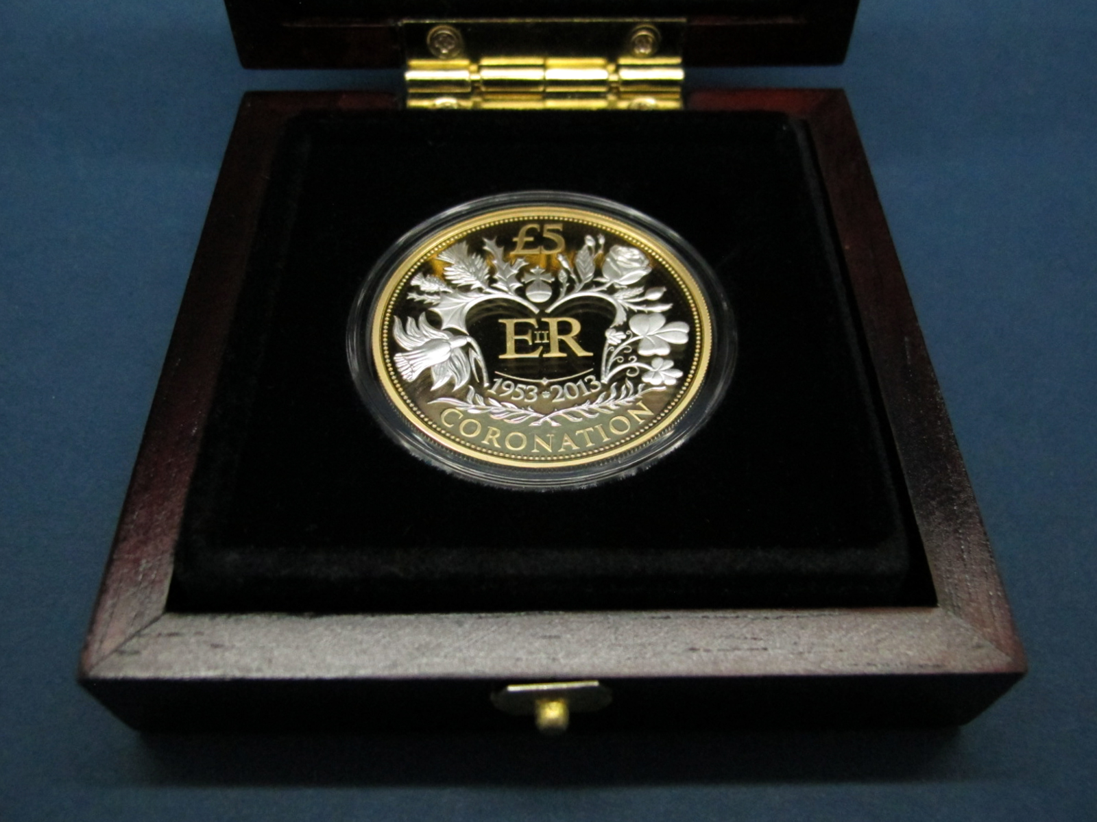 The Guernsey 2013 Coronation Jubilee Gold Five Pounds Coin, certified No. 82, cased.