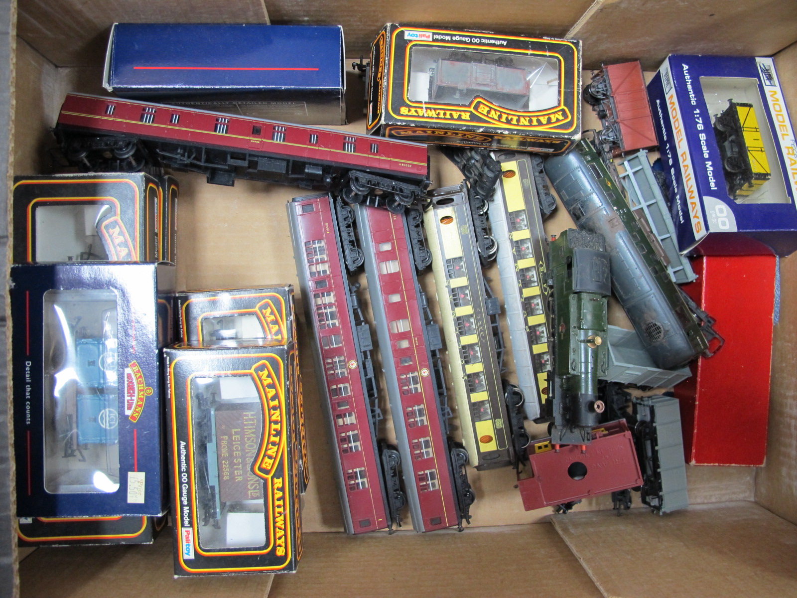 A Quantity of "OO" Model Railway Locomotives, Wagons, Coaches, by Mainline, Tri-ang and others,