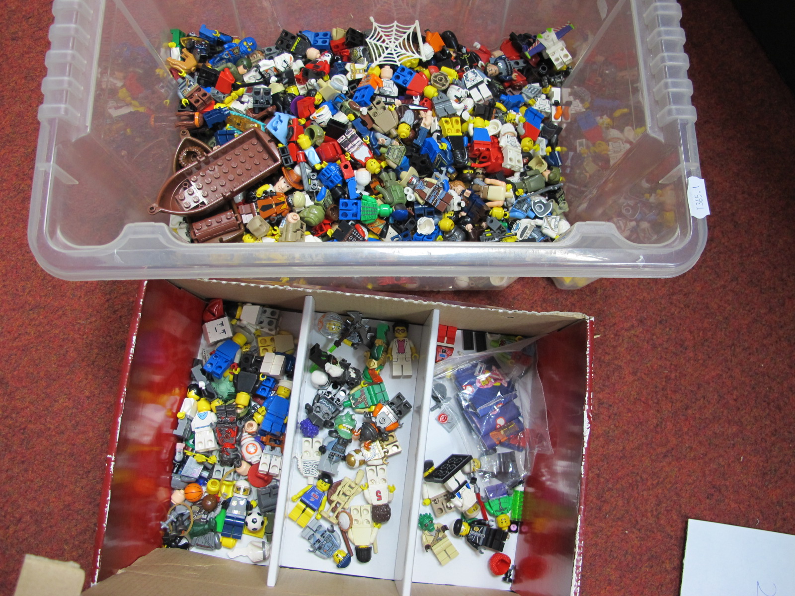 A Quantity of Lego Minifigures, Thematics, include Toy Story, Star Wars, Military, Football.