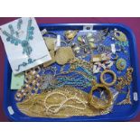 A Mixed Lot of Assorted Costume Jewellery, including vintage gilt metal plaited bracelet, 925 gilt