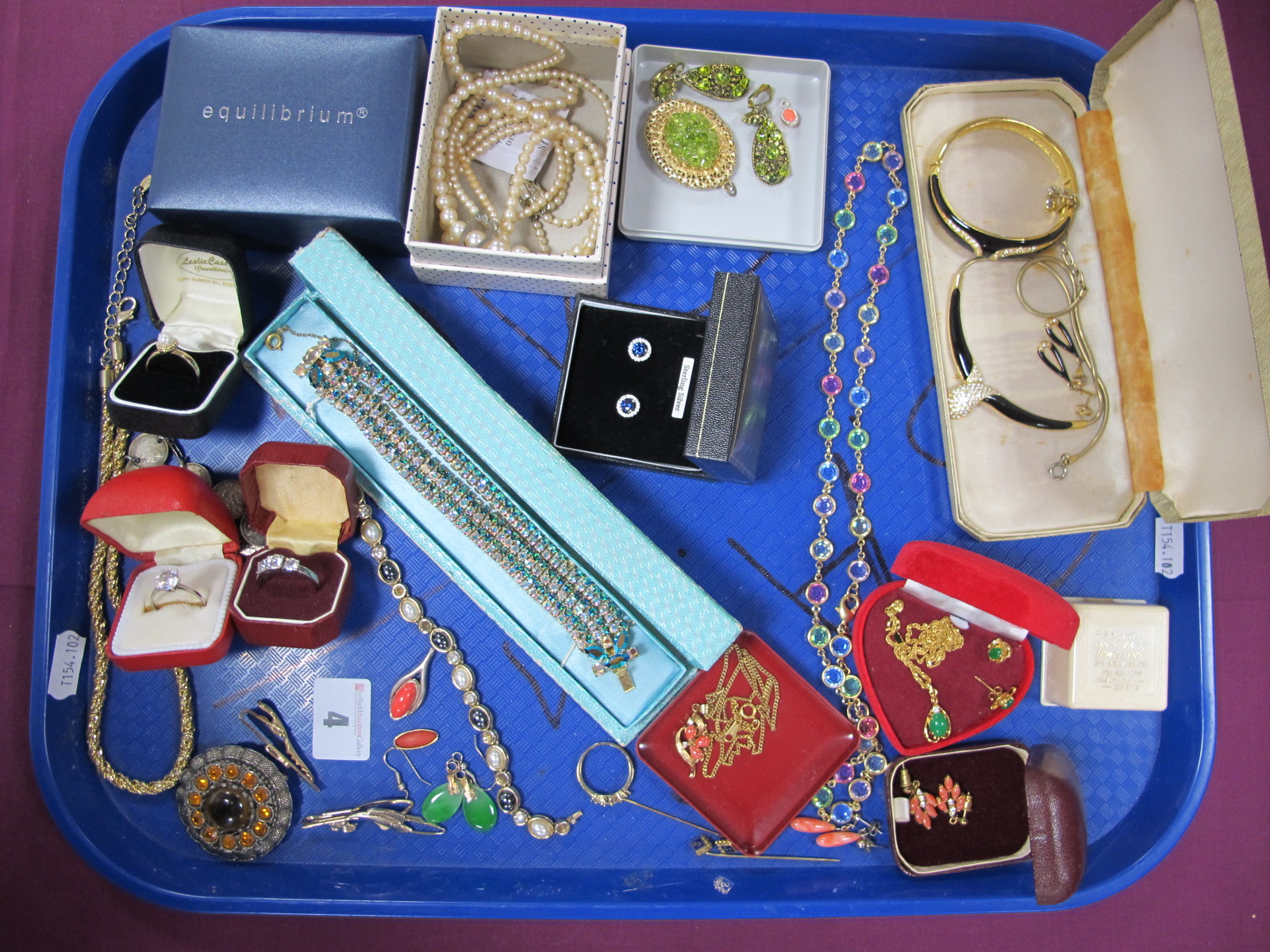 A Mixed Lot of Assorted Costume Jewellery, including imitation jade and coral, wide diamante