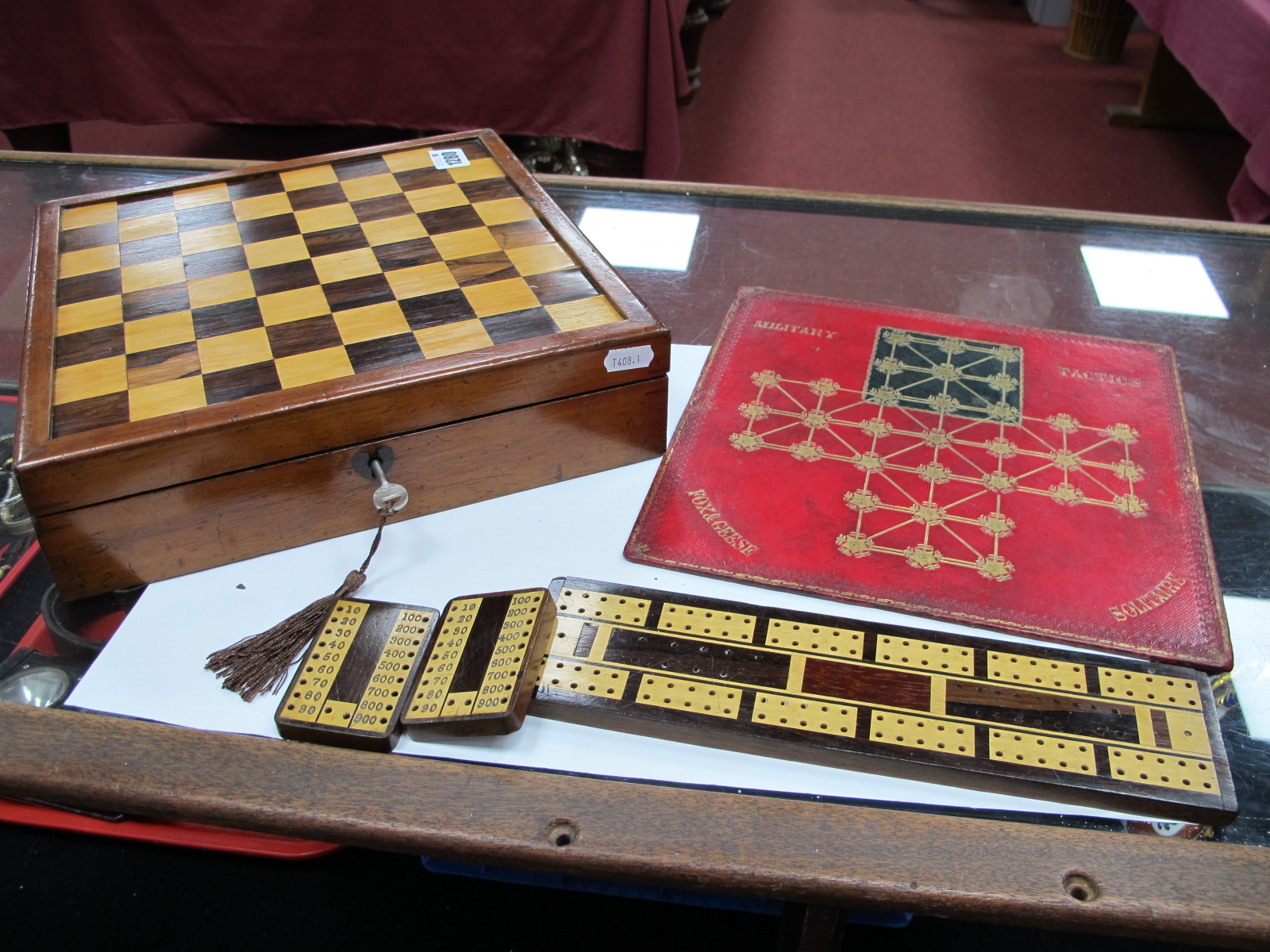 XIX Century Mahogany Games Box, with chess board top, fitted interior, with crib board, 30 x 30cm.