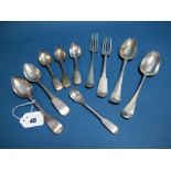 Assorted Hallmarked Silver Cutlery, including set of three Fiddle pattern teaspoons, J.S, Exeter (