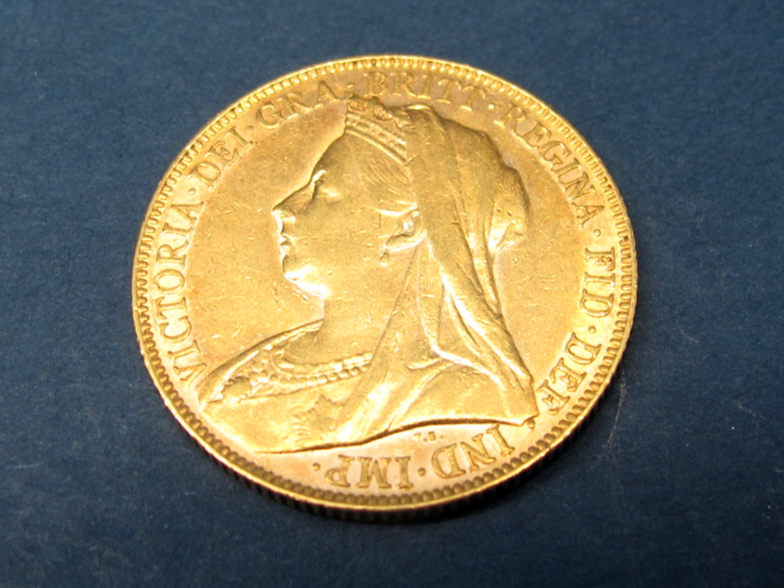 Queen Victoria Old Head Gold Sovereign, 1899, accompanied by Westminster C.O.A., (8.0g).