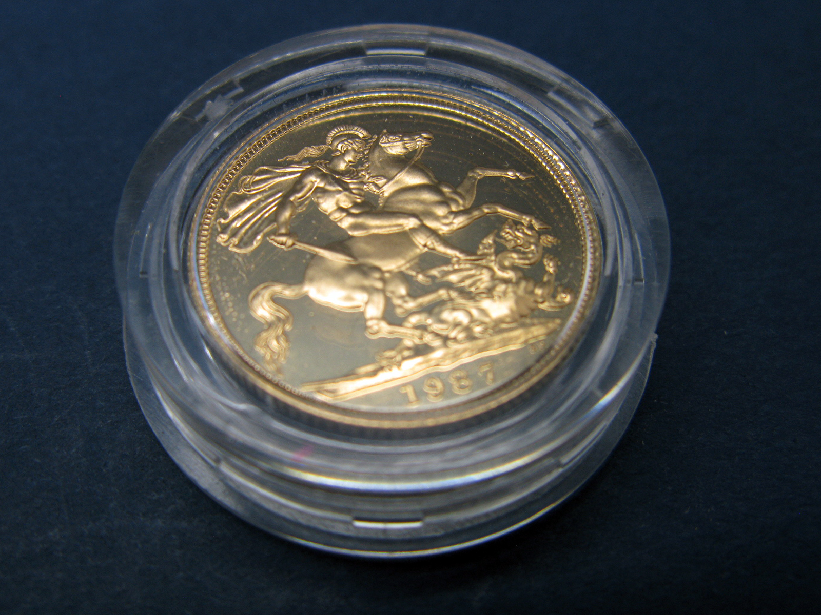 Queen Elizabeth II Gold Sovereign 1987, (8.0g); together with a Westminster Coin Collector Case. - Image 2 of 3