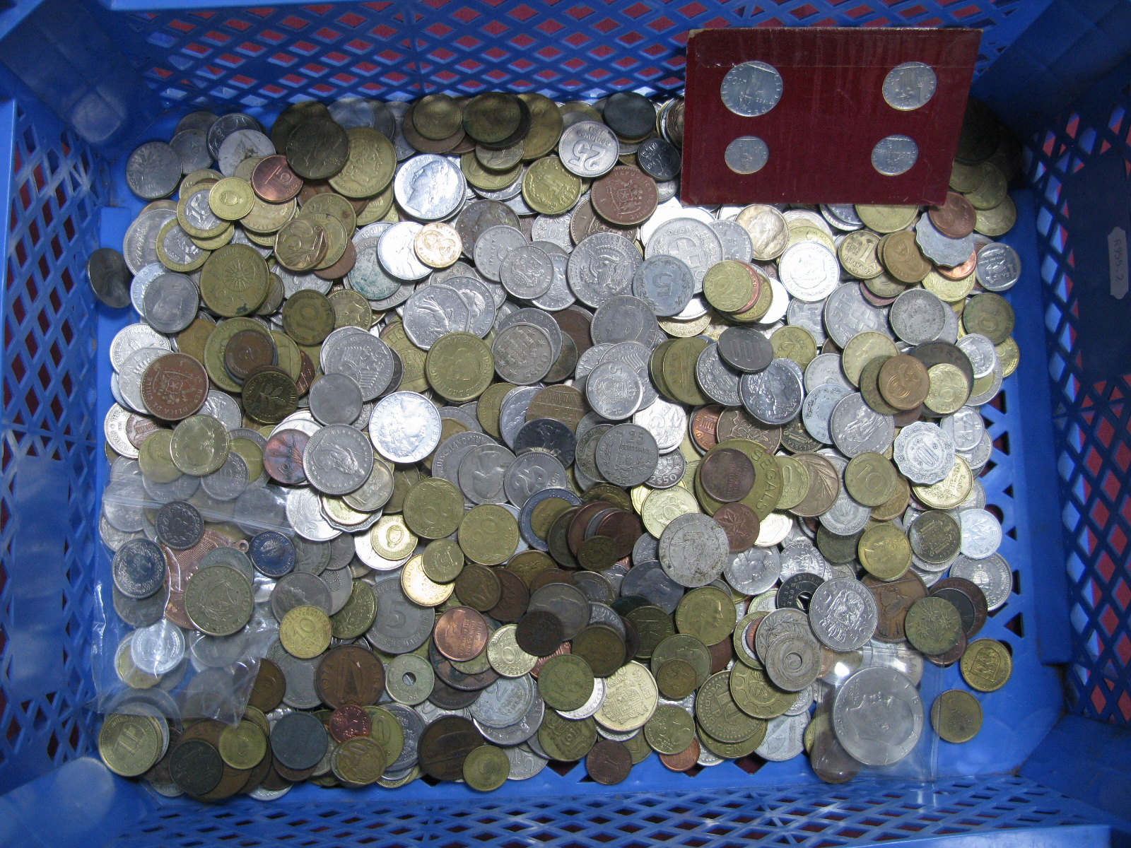 A Quantity of Predominantly Base Metal Overseas Coins, mainly countries represented, redeemable