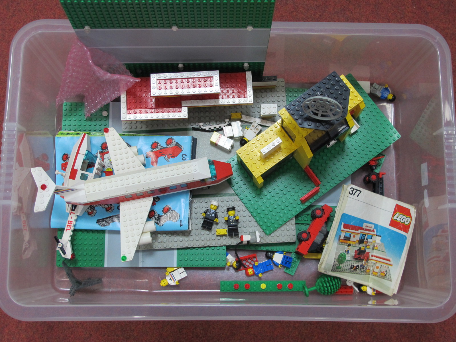 A Quantity of Predominantly Circa 1980's Lego Pieces, appearing to be from #6392 Legoland Airport