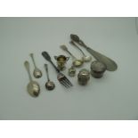 A Hallmarked Silver Handled Shoe Horn 2.7cm High, a small hallmarked silver lidded pot, a