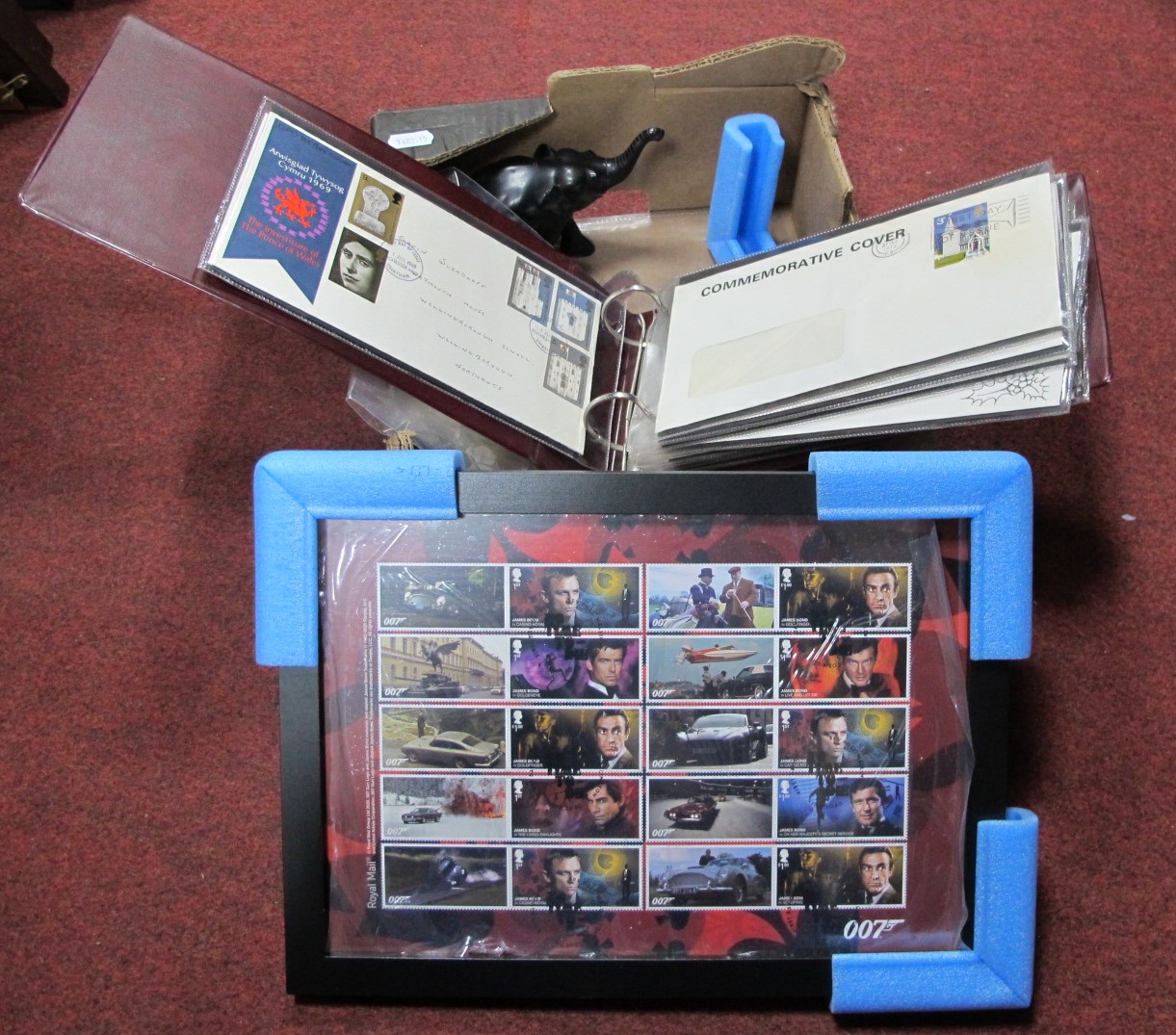 James Bond Limited Edition of 995 Ten Stamp Collection (framed), various First Day Covers and