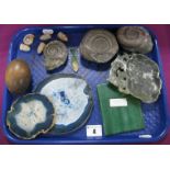 Agate Slices, ammonite fossils, green hardstone trinket dish (damaged), rectangular aventurine panel
