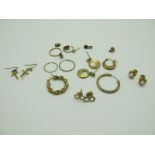 A Small Collection of Assorted "375" and Other Modern Earrings, (total weight 4 grams).
