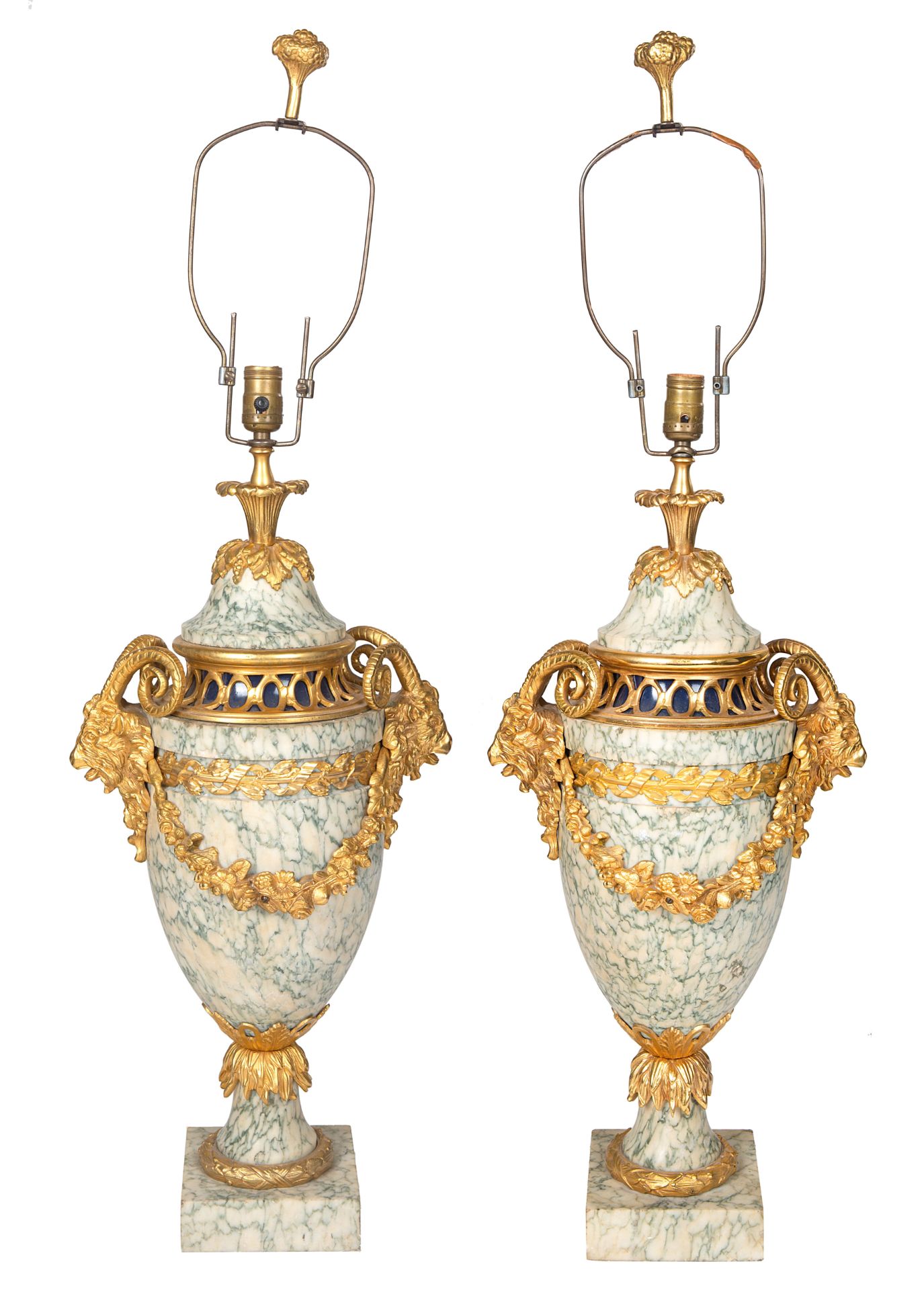 A PAIR OF FRENCH LOUIS XVI STYLE ORMOLU-MOUNTED MARBLE URNS, LATE 19TH CENTURY WITH LATER LAMP MOUNT - Bild 2 aus 2