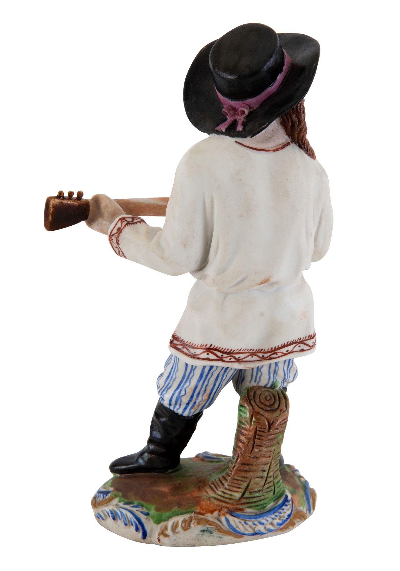 A RUSSIAN PORCELAIN FIGURE OF A BALALAIKA PLAYER, POPOV PORCELAIN FACTORY, GORBUNOVO, 1810S-1860S - Bild 2 aus 3