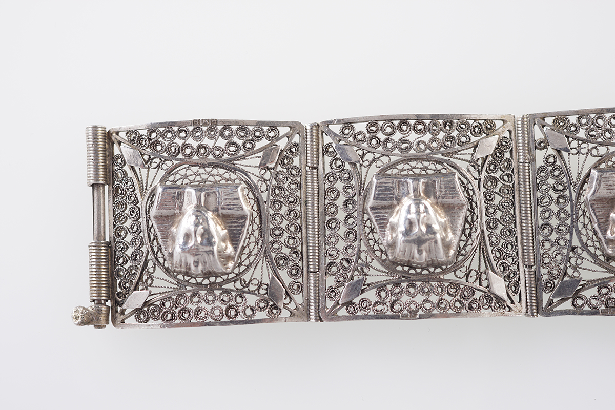 19TH-CENTURY KUTCH SILVER BRACELET - Image 3 of 6