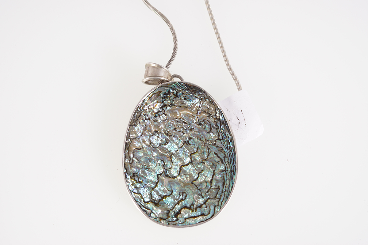 SILVER PENDANT NECKLACE - Image 6 of 6