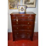 EDWARDIAN MAHOGANY BACHELOR'S CHEST