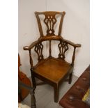 18TH-CENTURY PROVINCIAL OAK CORNER CHAIR