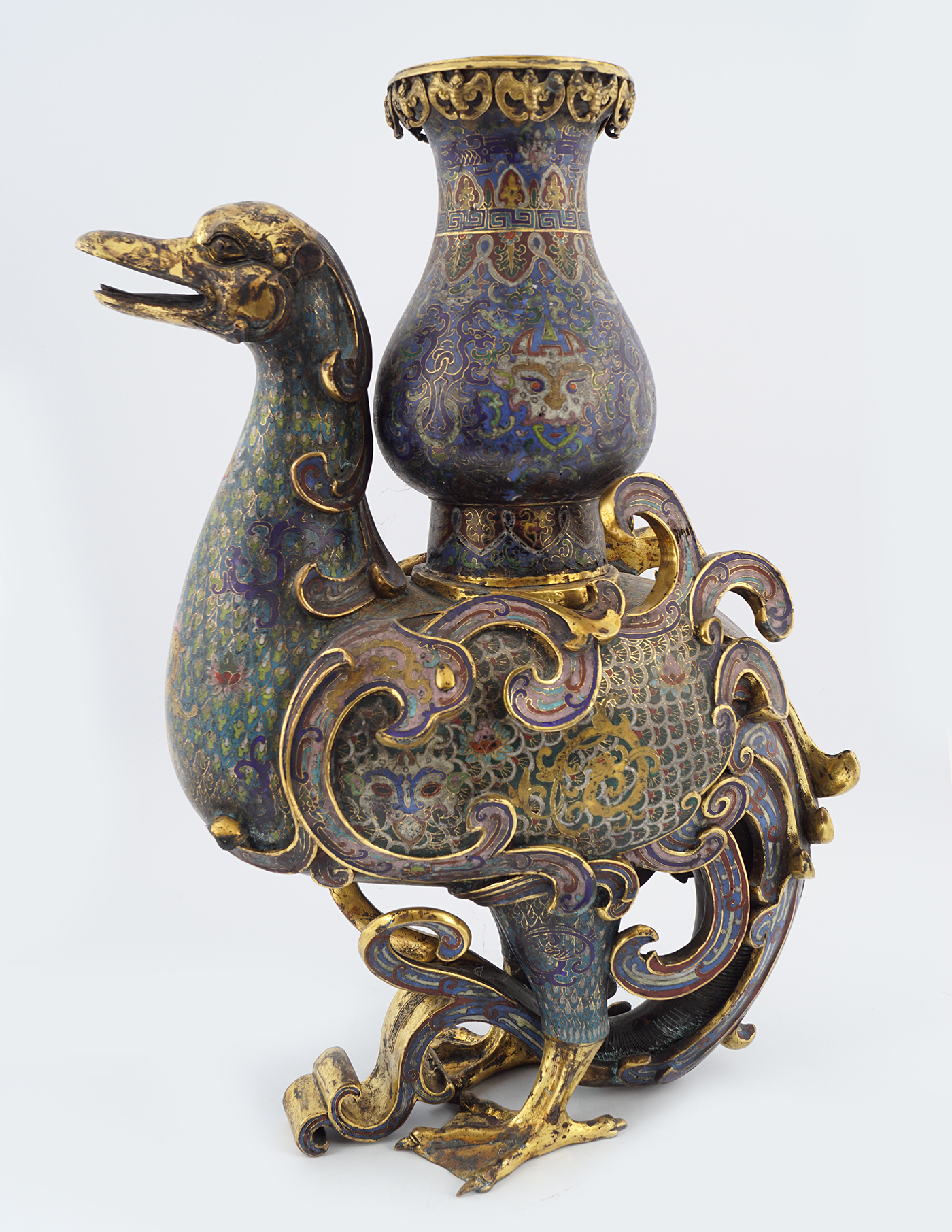 CHINESE QING PERIOD CLOISONNÉ ZOOMORPHIC VASE