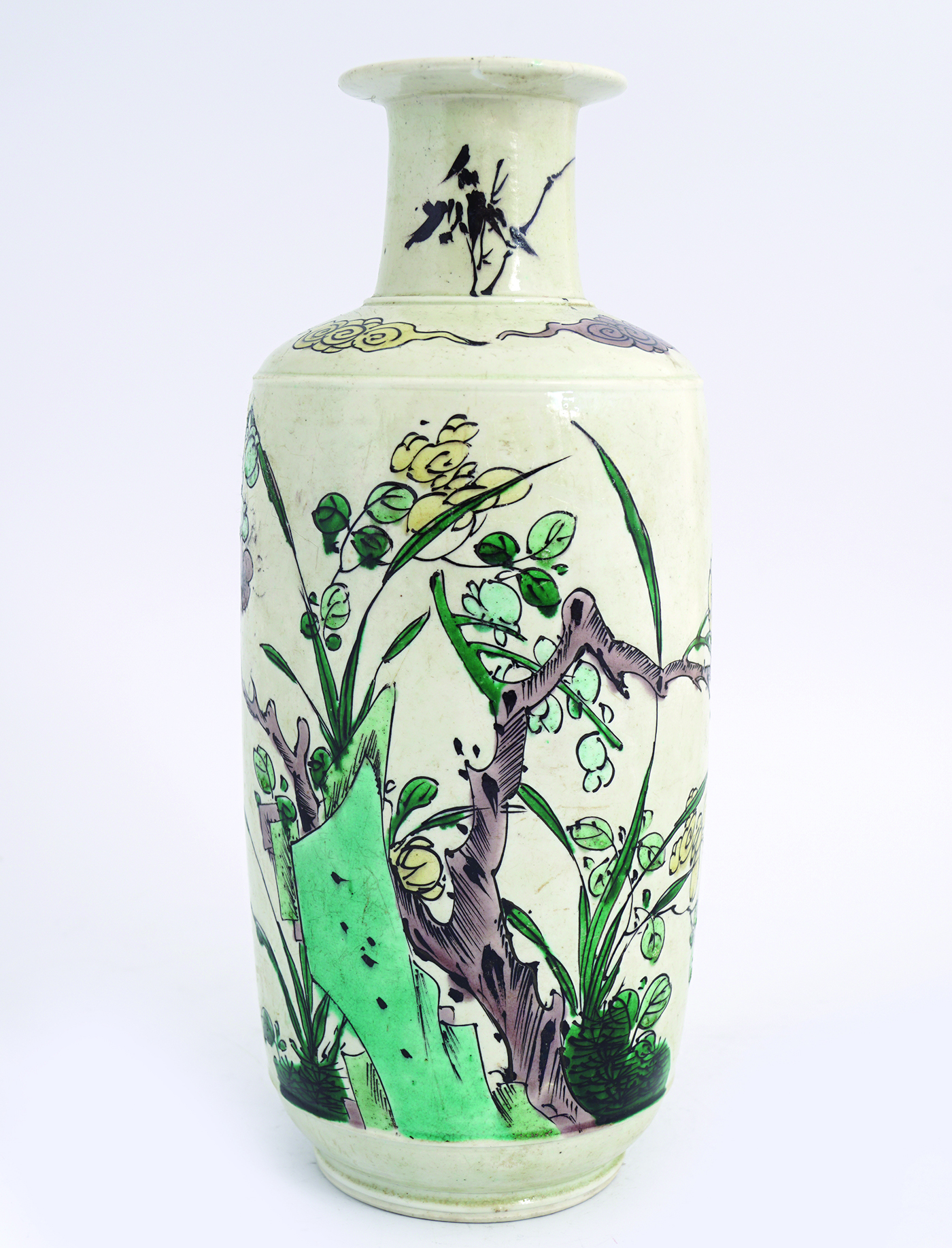 19TH-CENTURY CHINESE FAMILLE VERTE SLEEVE VASE