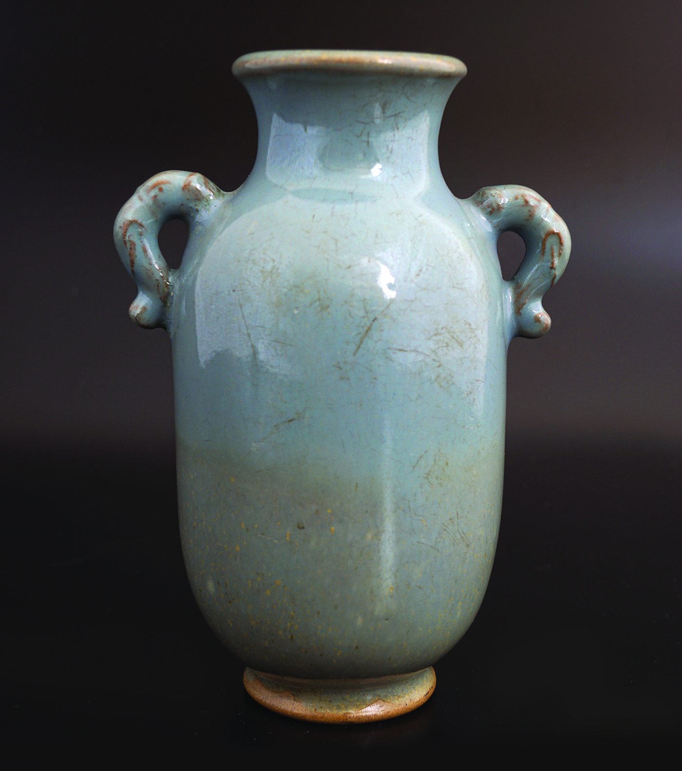 CHINESE CELADON GLAZED ROULEAU VASE