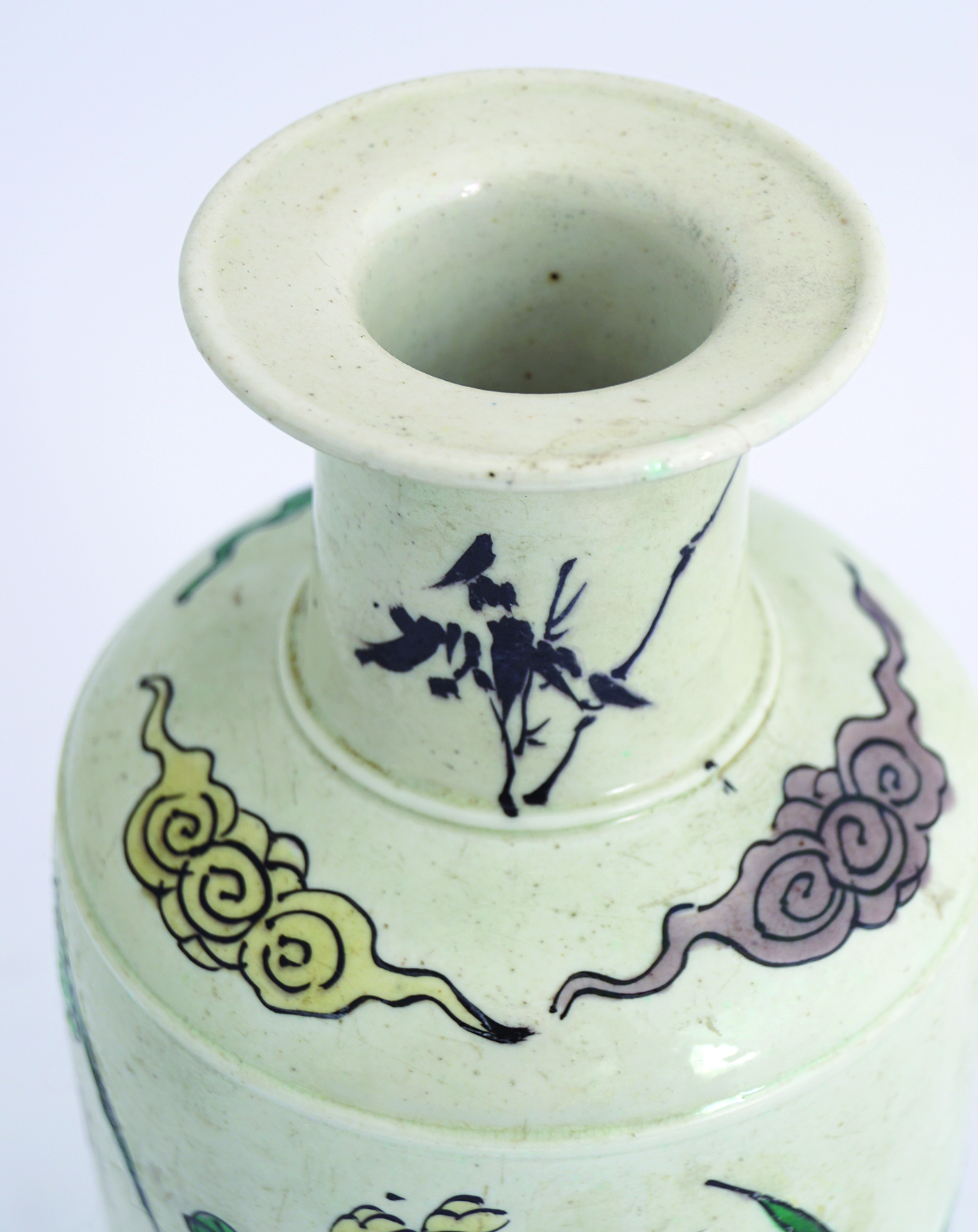 19TH-CENTURY CHINESE FAMILLE VERTE SLEEVE VASE - Image 2 of 5