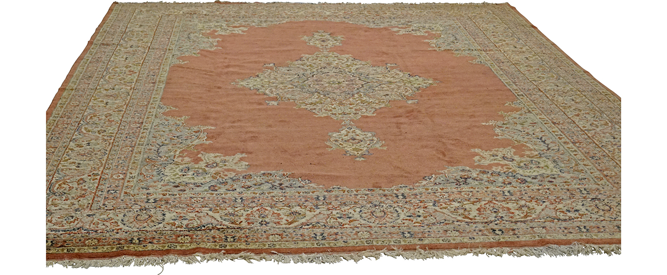 LARGE PERSIAN CARPET