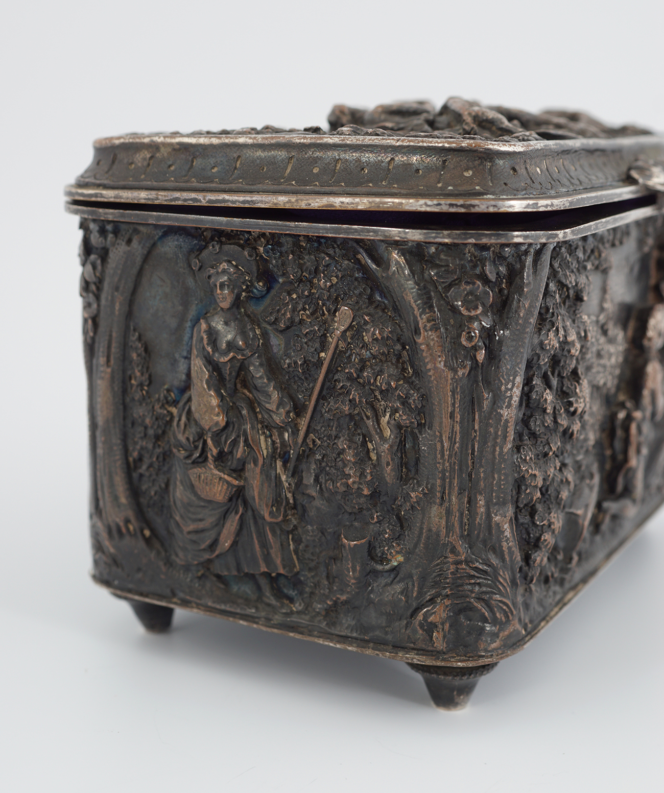 19TH-CENTURY PLATED JEWELLERY BOX - Image 4 of 10