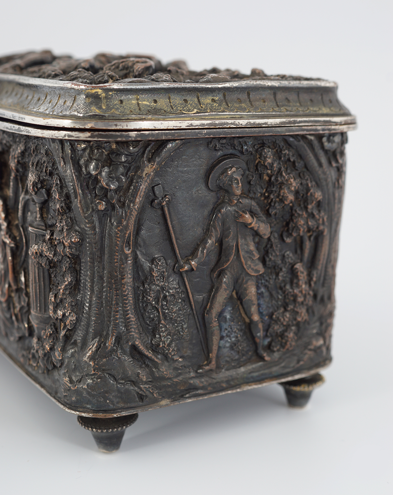 19TH-CENTURY PLATED JEWELLERY BOX - Image 6 of 10