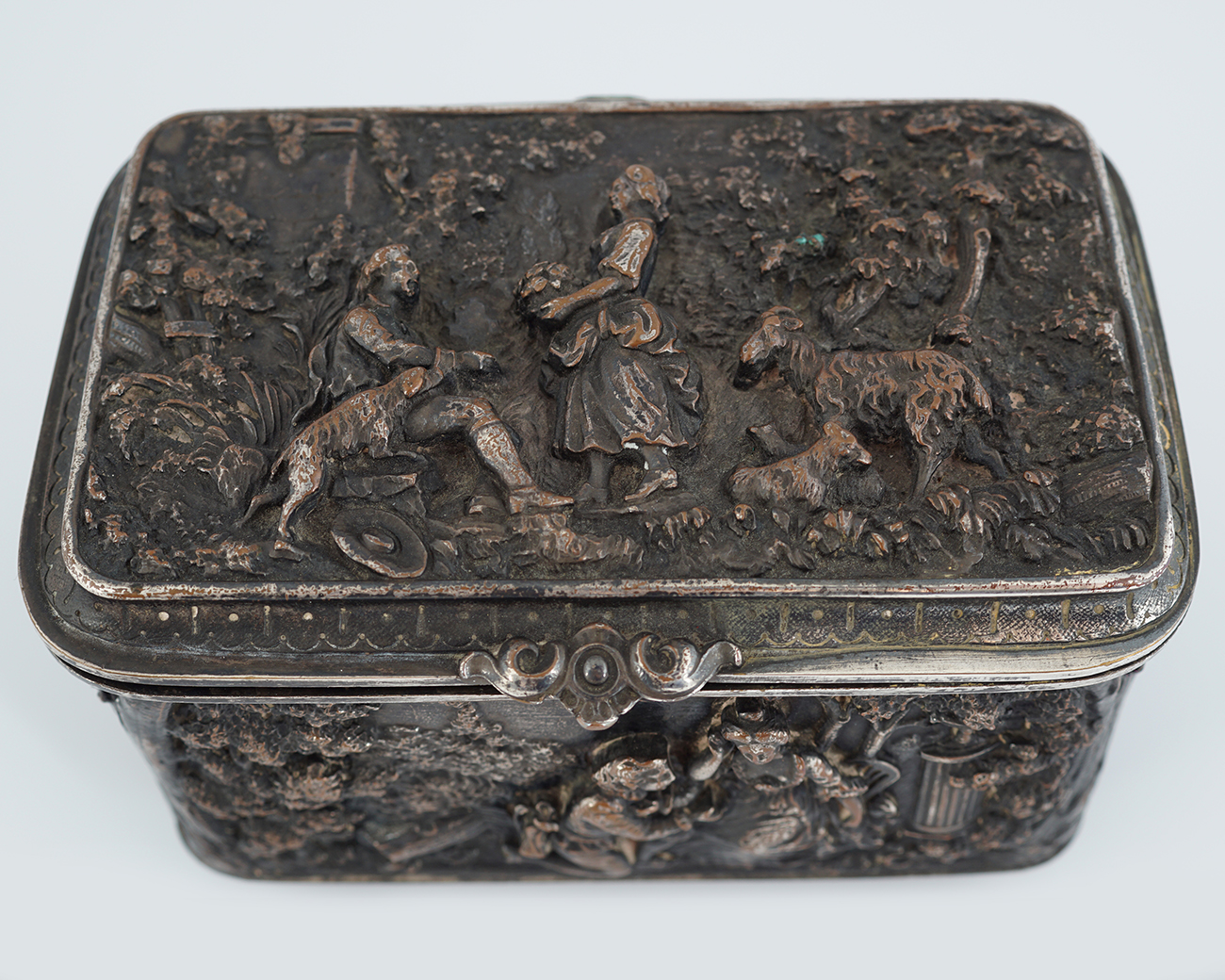 19TH-CENTURY PLATED JEWELLERY BOX - Image 2 of 10