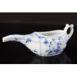 ENGLISH BLUE AND WHITE SAUCE BOAT