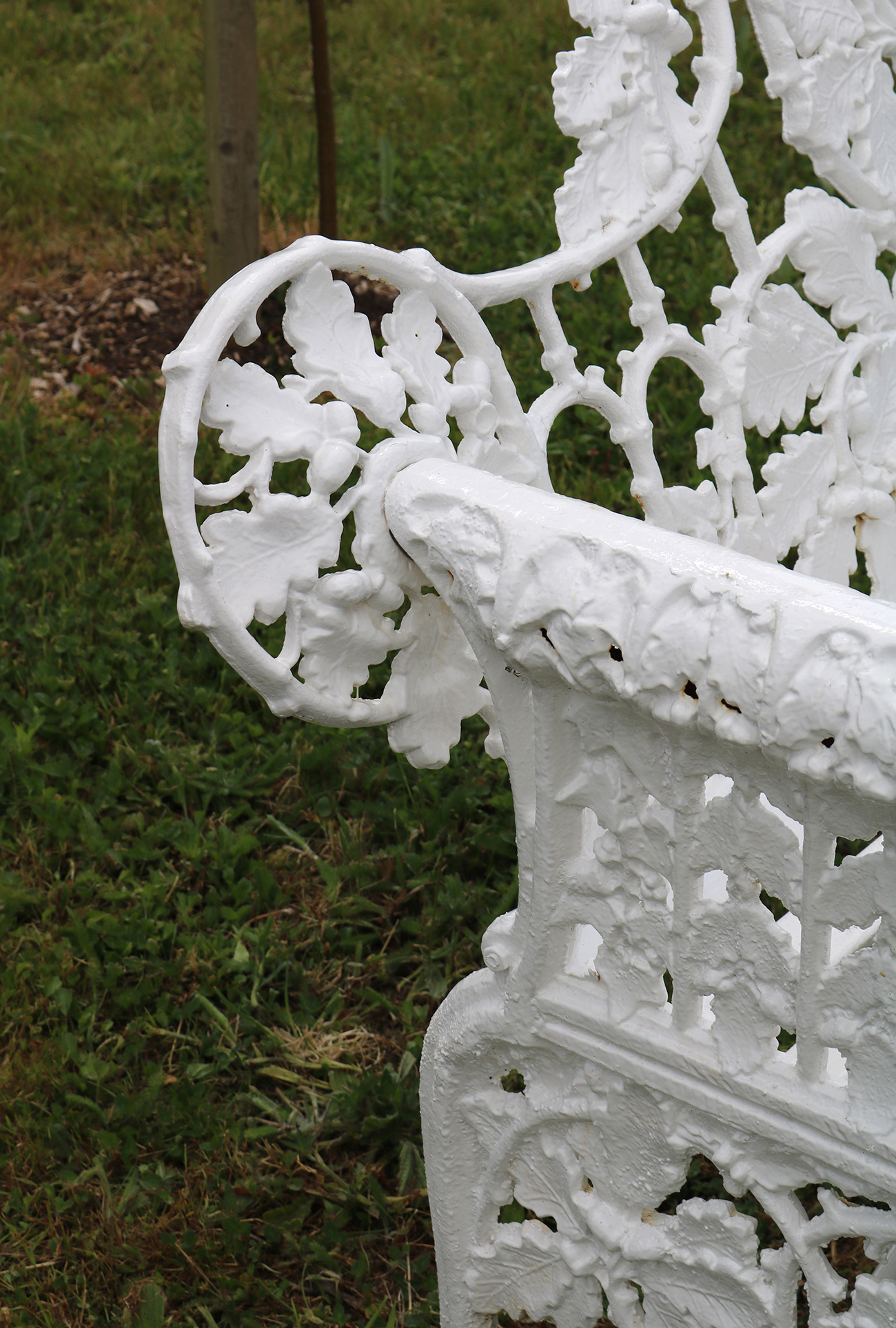 HEAVY FERN LEAF CAST IRON GARDEN SEAT - Image 2 of 4