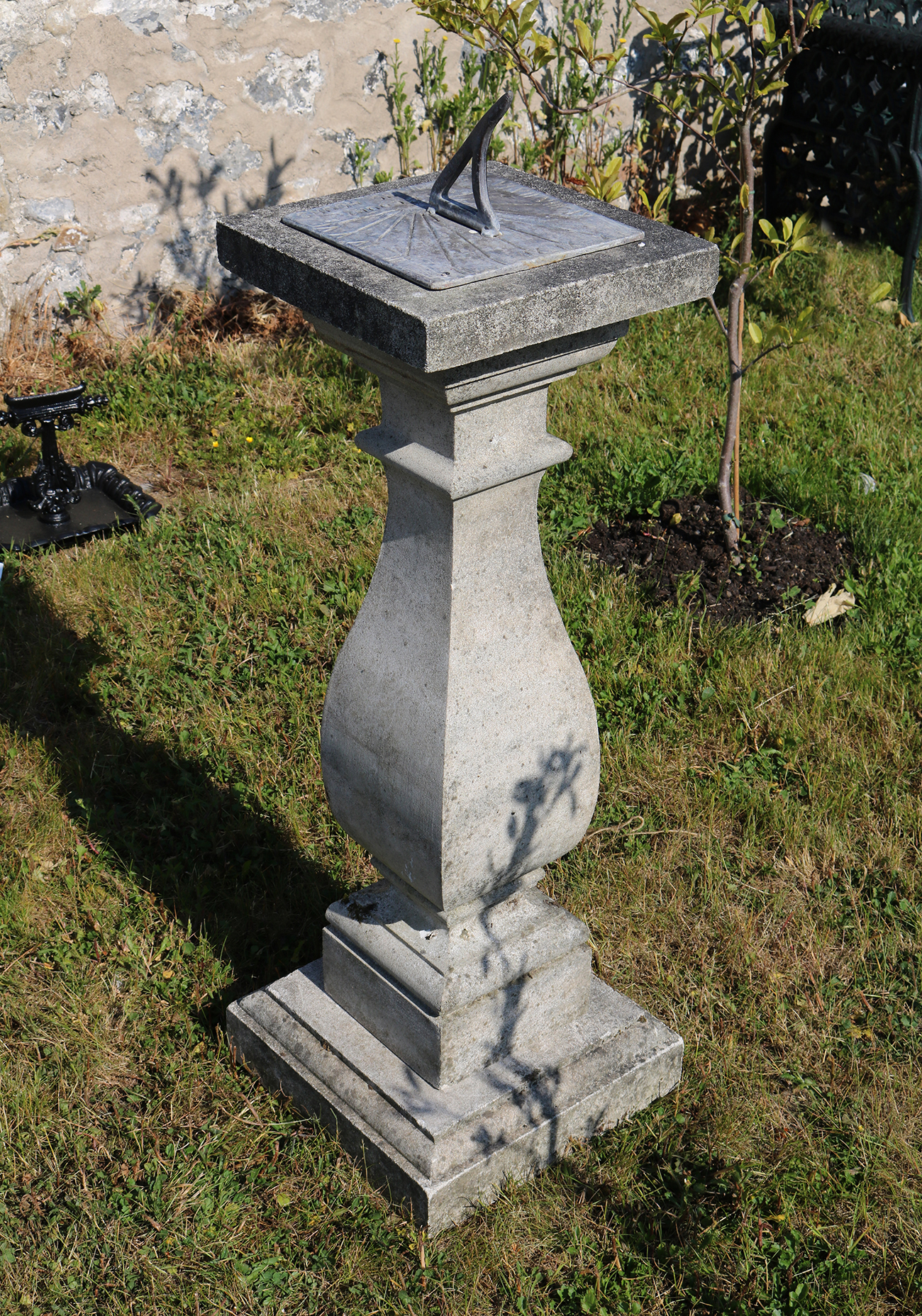 ITALIANATE STONE BASED SUNDIAL