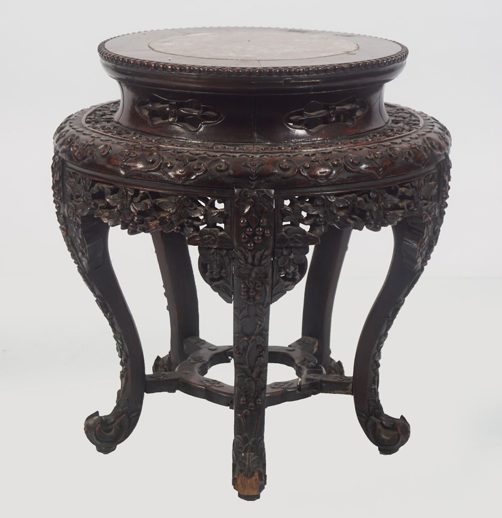 19TH-CENTURY CHINESE HARDWOOD STAND