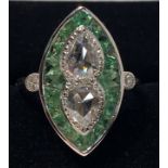 18CT WHITE GOLD ART DECO GREEN GARNET RING